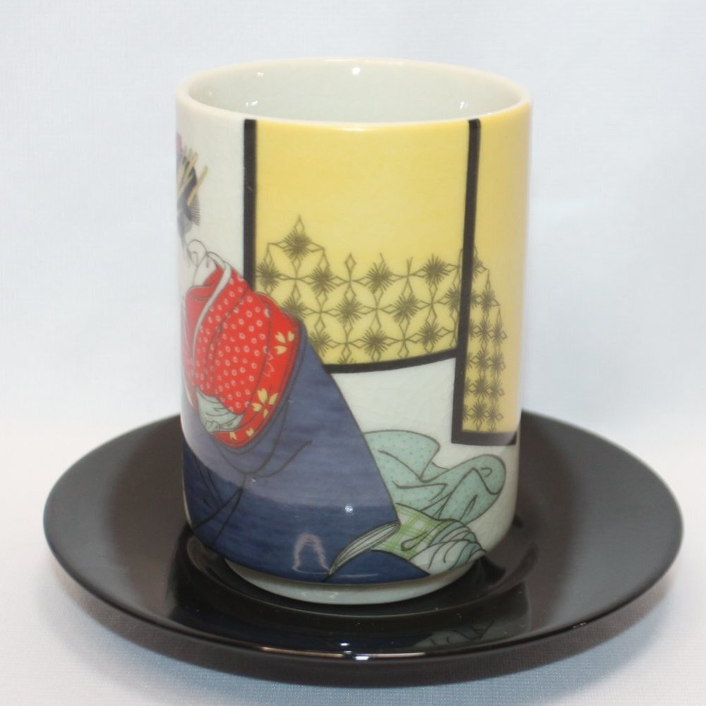 Vintage Japanese Tea Cup and Saucer - Picture 3 of 9